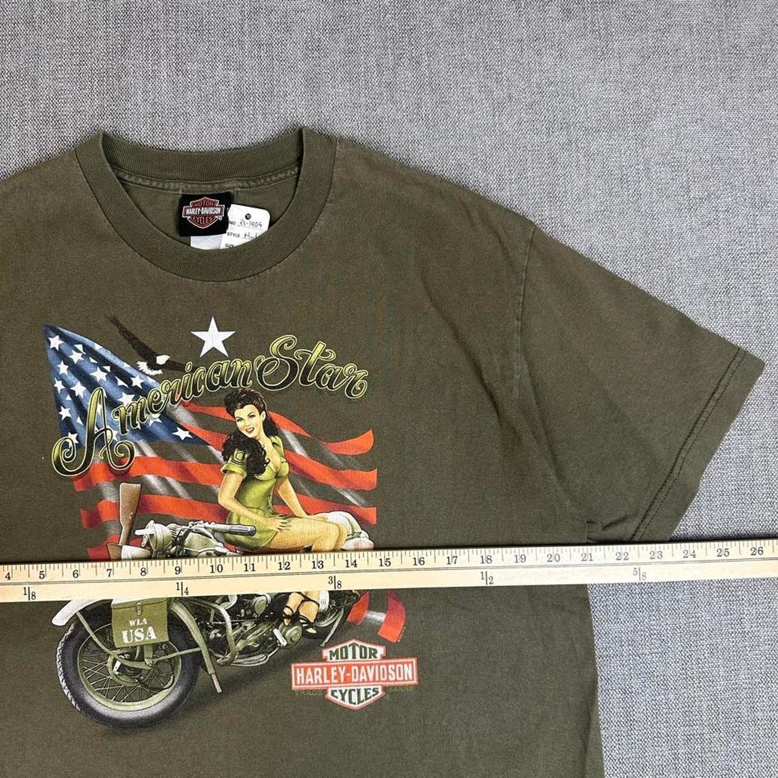 Harley Davidson Harley Davidson Pin up biker girl Flames T-shirt Size US L / EU 52-54 / 3 - 5 Thumbnail