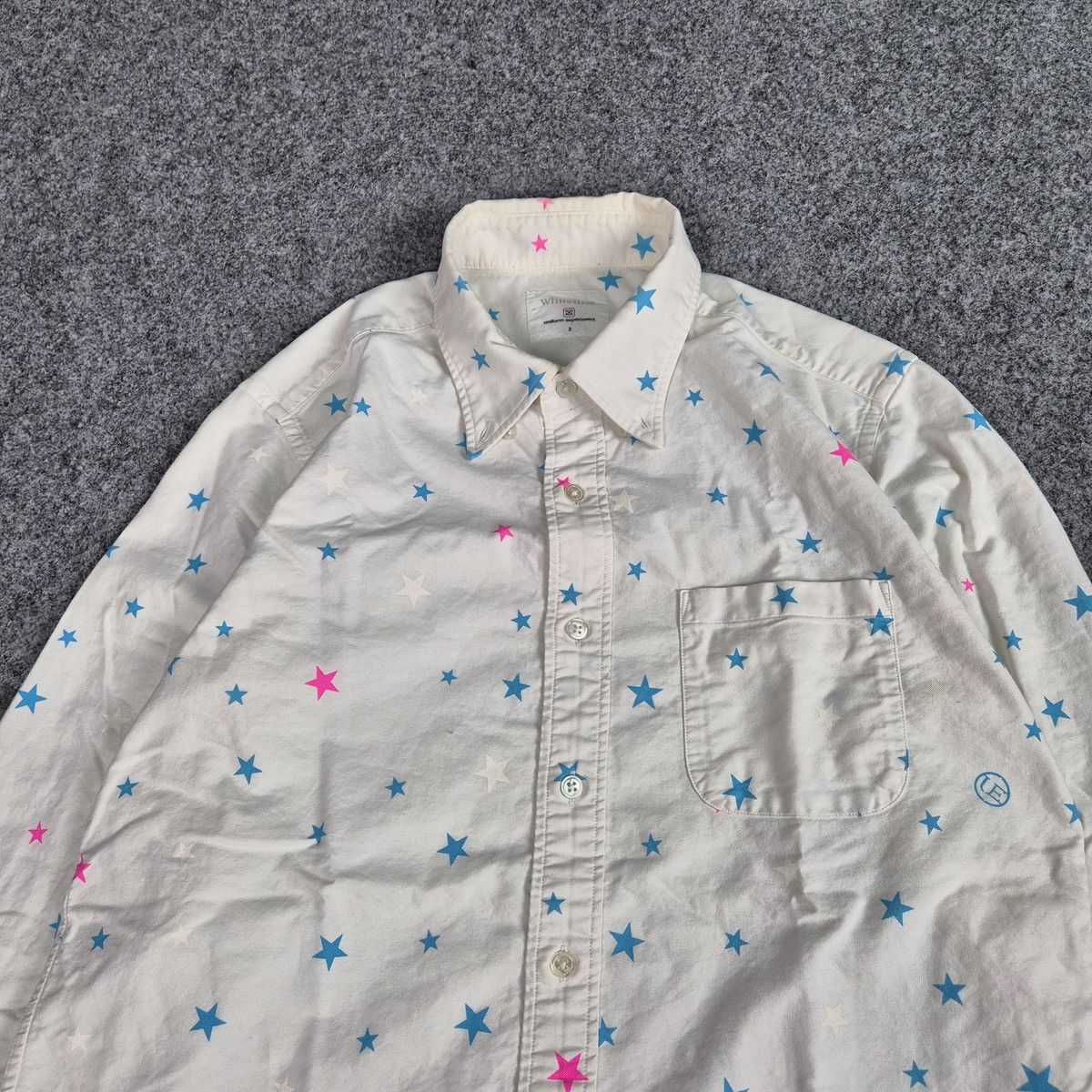 uniform experiment Uniform experiment x fragmen design shirts Size US L / EU 52-54 / 3 - 2 Thumbnail