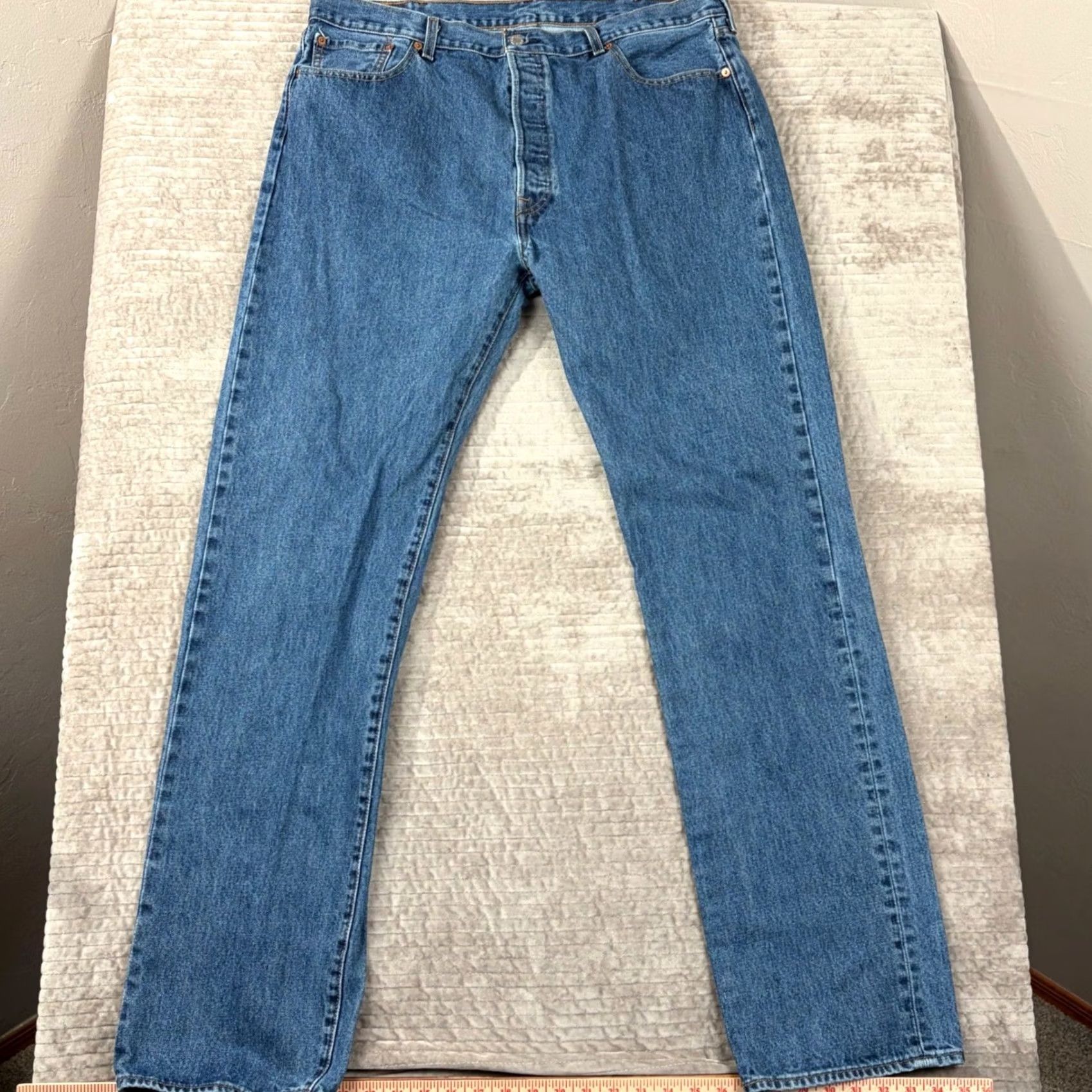 Levi's Levi's 501 Original Fit Jeans Blue Straight Leg Button Fly Mens 40x34 Regular Denim 5-Pocket Cowboy Retro 90s Vintage? Size US 40 / EU 56 - 2 Thumbnail