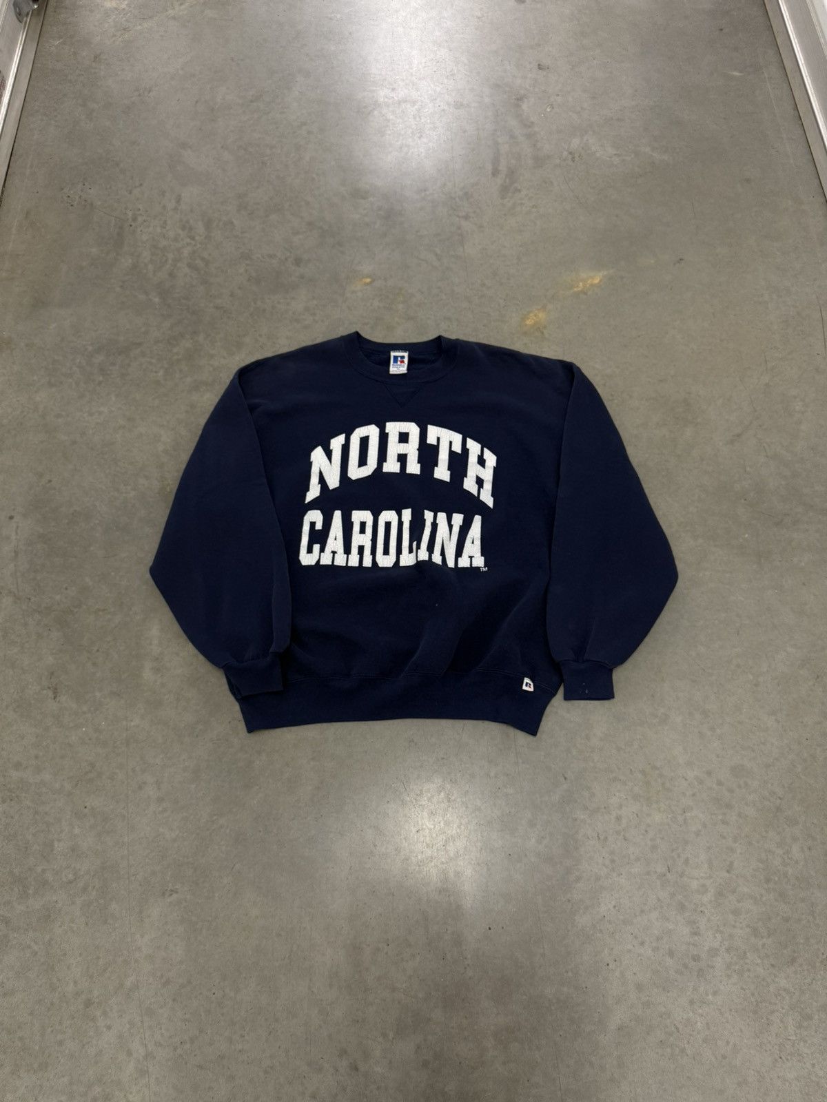 Russell Athletic 90s North Carolina Tar Heels RussellAthletic Navy Sweatshirt Size US XL / EU 56 / 4 - 4 Thumbnail