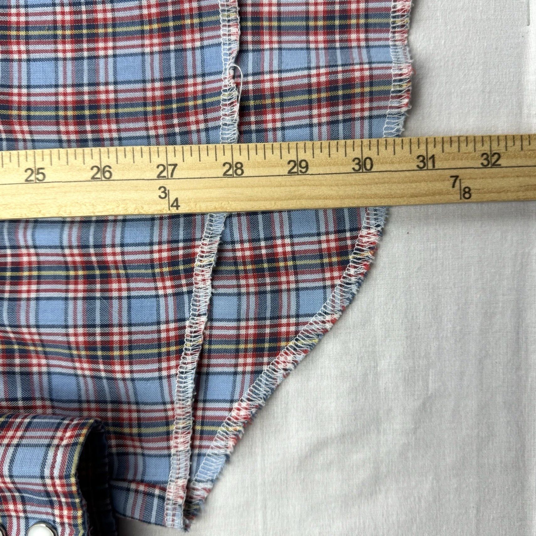 Wrangler VINTAGE Wrangler Western Button Up Shirt Adult Large Plaid Cowboys Pearl Snap 90s Mens Size US L / EU 52-54 / 3 - 7 Thumbnail
