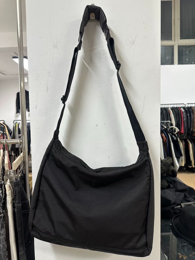 Issey Miyake Issey miyake Black cargo messenger bag Size ONE SIZE - 4 Thumbnail