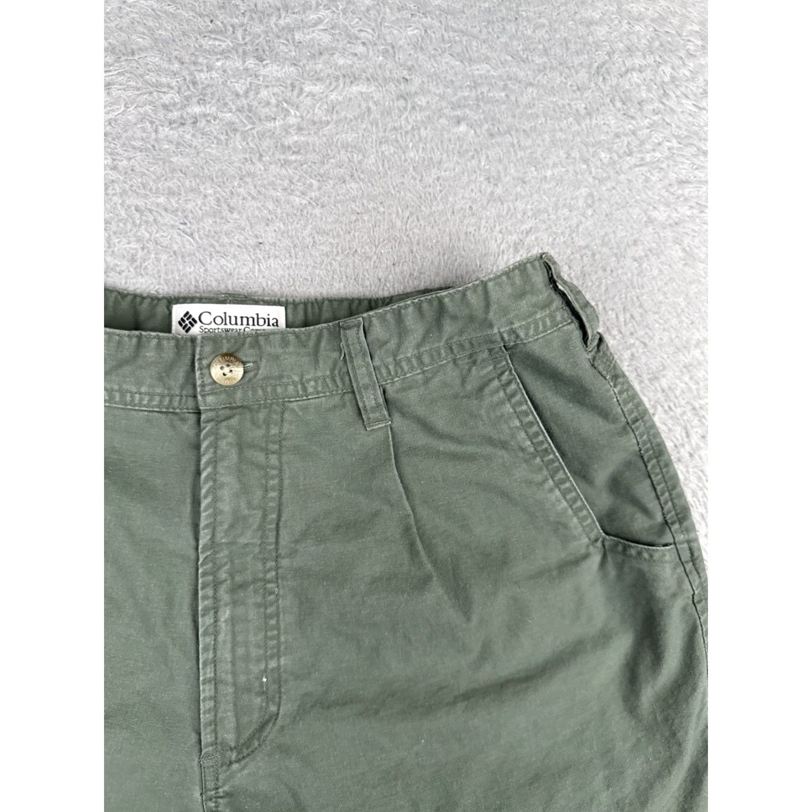 Vintage Vintage Columbia Women's Cargo Shorts 10 Green Chino Pleated 100% Cotton Hiking Casual Travel Size 32" / US 10 / IT 46 - 5 Thumbnail