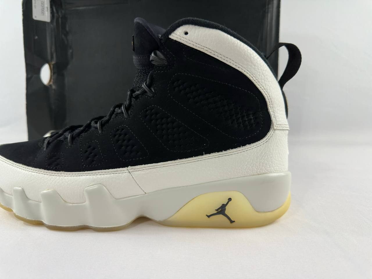Nike Nike Air Jordan 9 Retro 'City of Flight' 2018 302370-021 Size US 12 / EU 45 - 7 Thumbnail