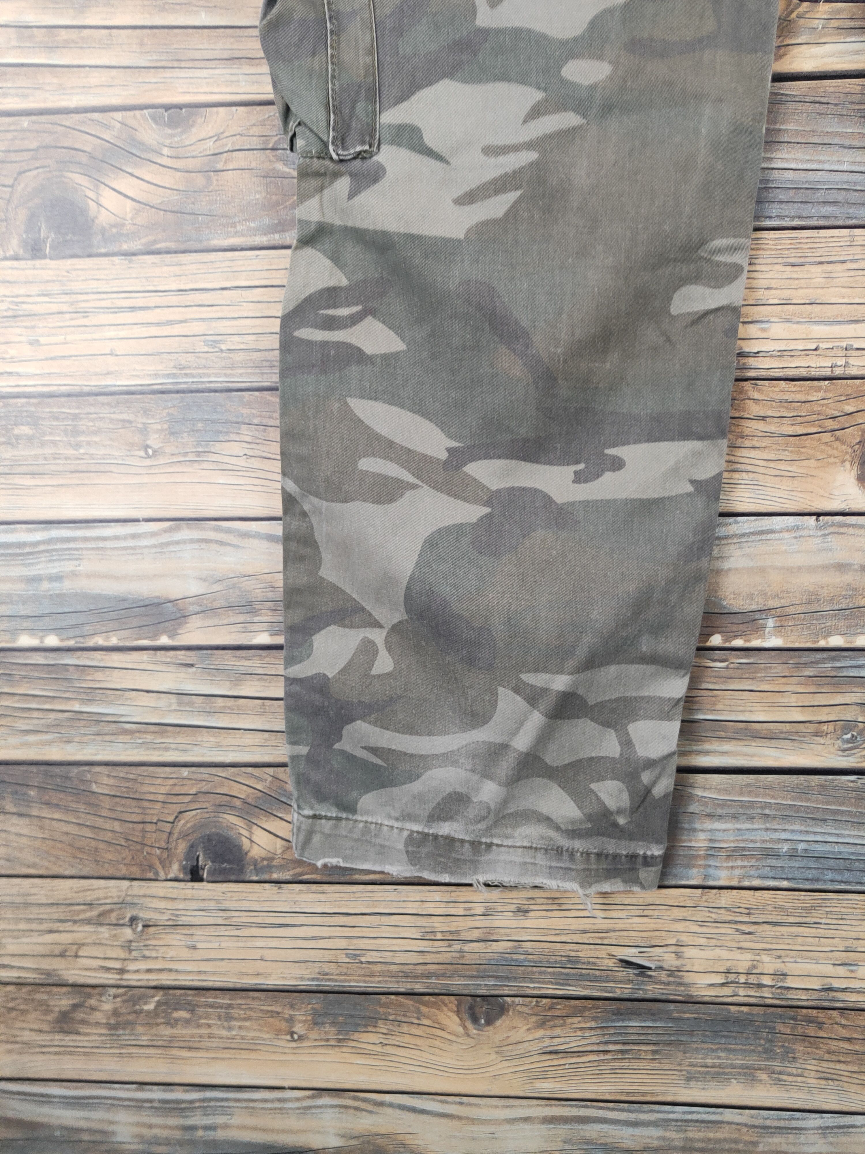 Japanese Brand DL Real Crush Camouflage Multipocket Cargo Pants #46-250T Size US 33 - 9 Thumbnail