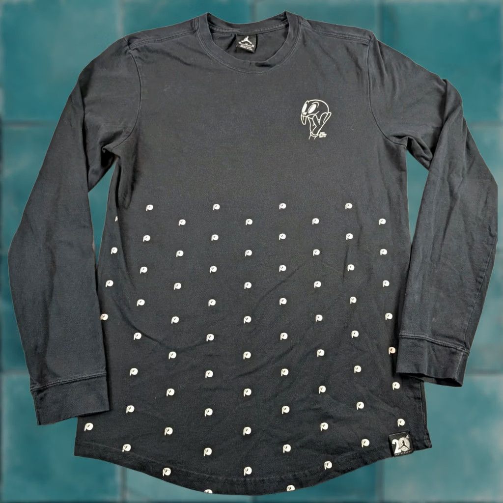 Jordan Brand Air Jordan Space Jam Crewneck Shirt Medium Bugs Bunny Skull 20th Anniversary Men Casual Cotton Blend Black Shirt Jordan 20th Anniversary Mens Size US M / EU 48-50 / 2 - 1 Thumbnail