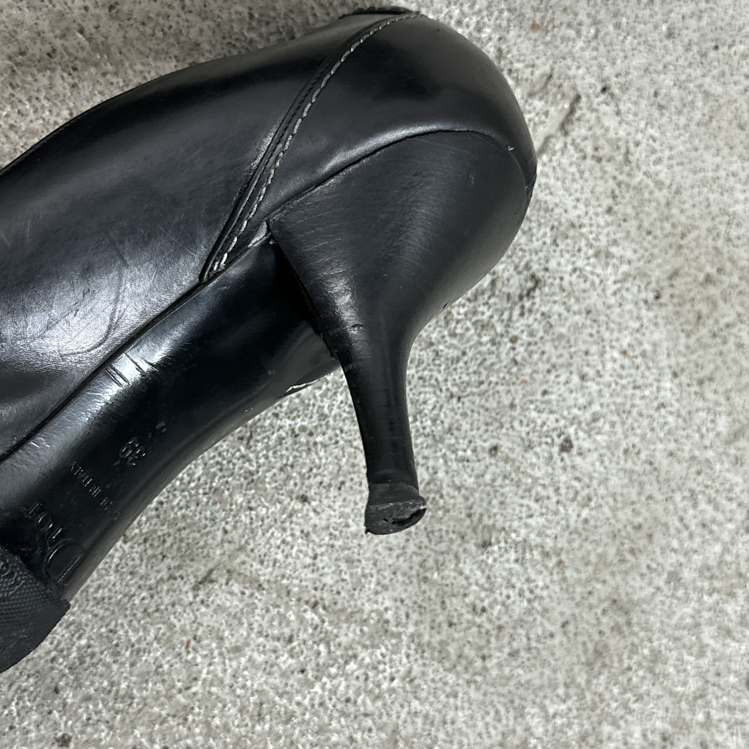 Dior × Vintage Vintage Leather 00s Old Money Christian Dior CD Logo Heels Size US 8 / IT 38 - 12 Thumbnail