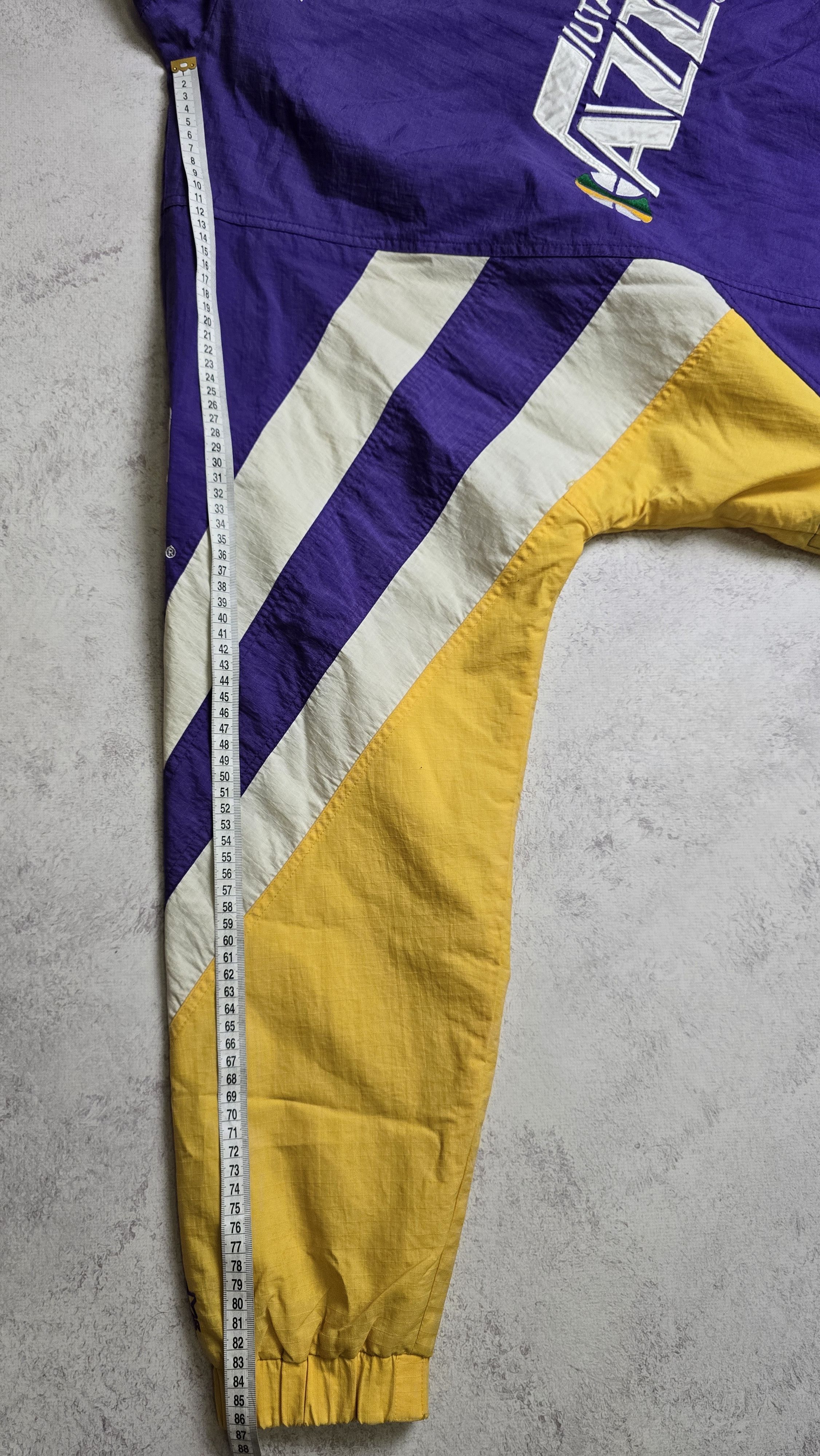 Starter Vintage Utah Jazz Jacket Men's Large Purple Yellow Starter Size US L / EU 52-54 / 3 - 5 Thumbnail