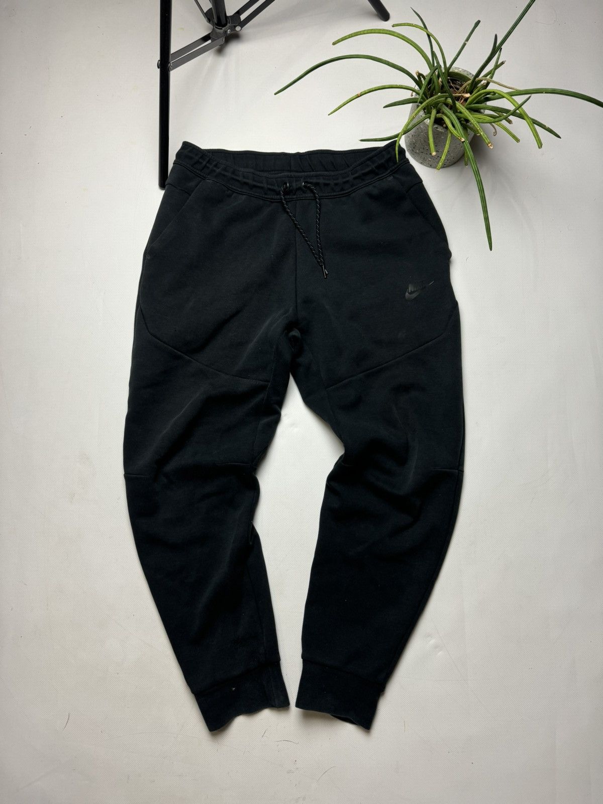 Corteiz × Nike Corteiz x Nike NRG Pants Onyx | Grailed