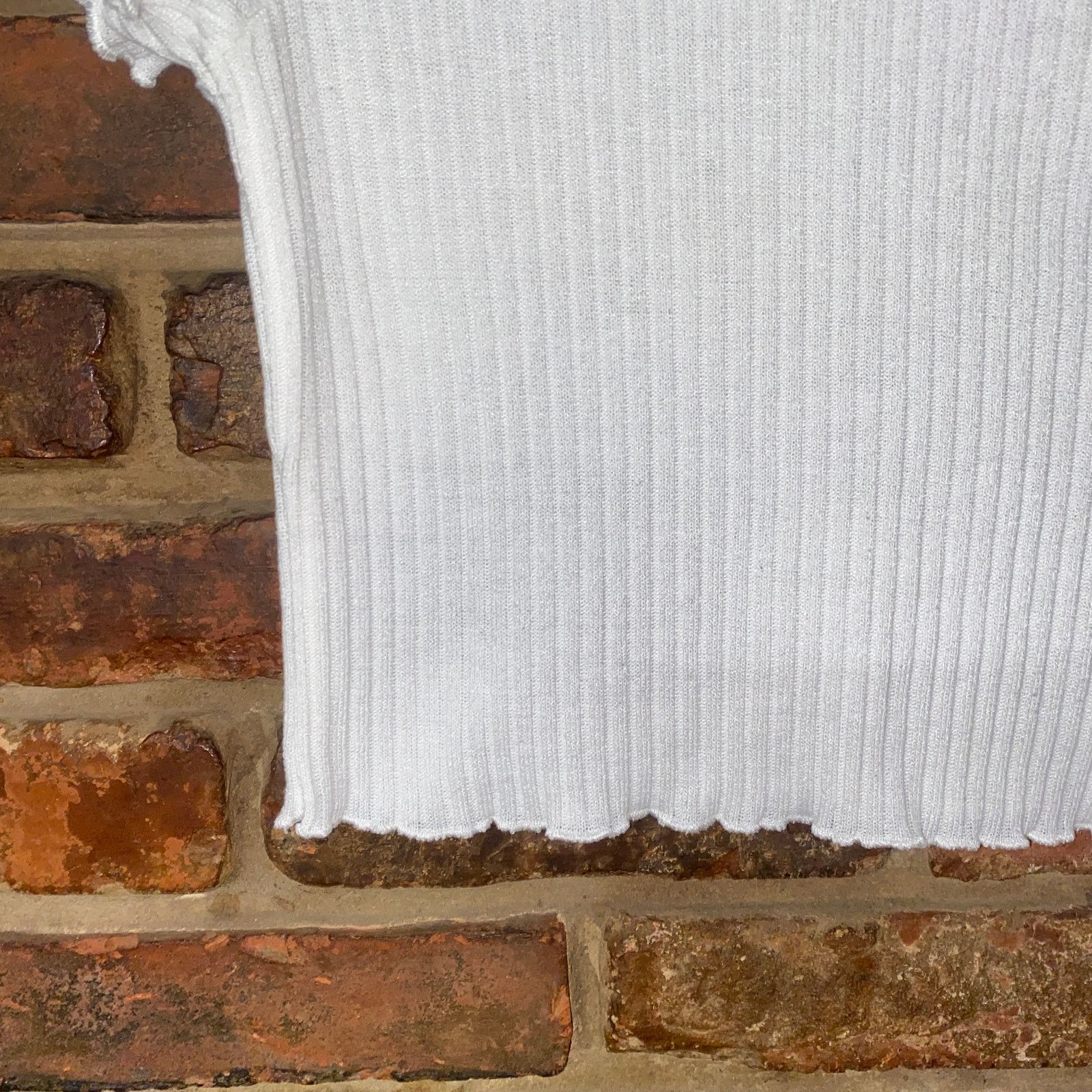 Shein SheIn White Ribbed Knit Ruffled Short Sleeve Crop Top Medium Size M / US 6-8 / IT 42-44 - 3 Thumbnail