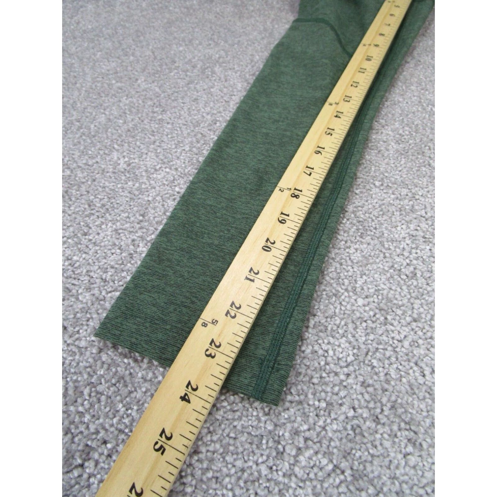 Outdoor Voices Outdoor Voices Womens XS Extra Large Green Compression Crop Workout Gym Leggings Size 26" / US 2 / IT 38 - 2 Thumbnail