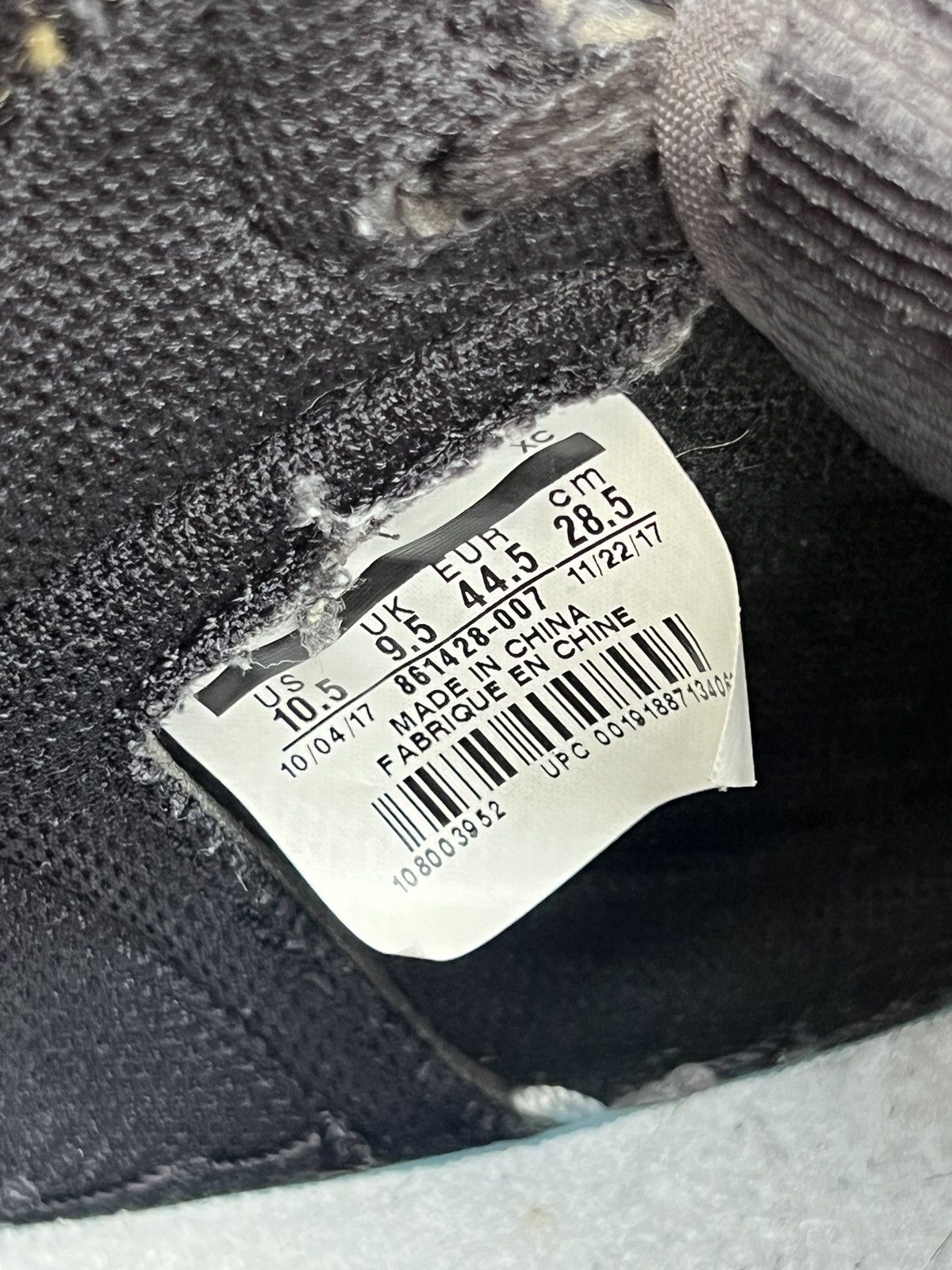 Jordan Brand Jordan 1 Patent Gold Toe Size US 10.5 / EU 43-44 - 13 Thumbnail