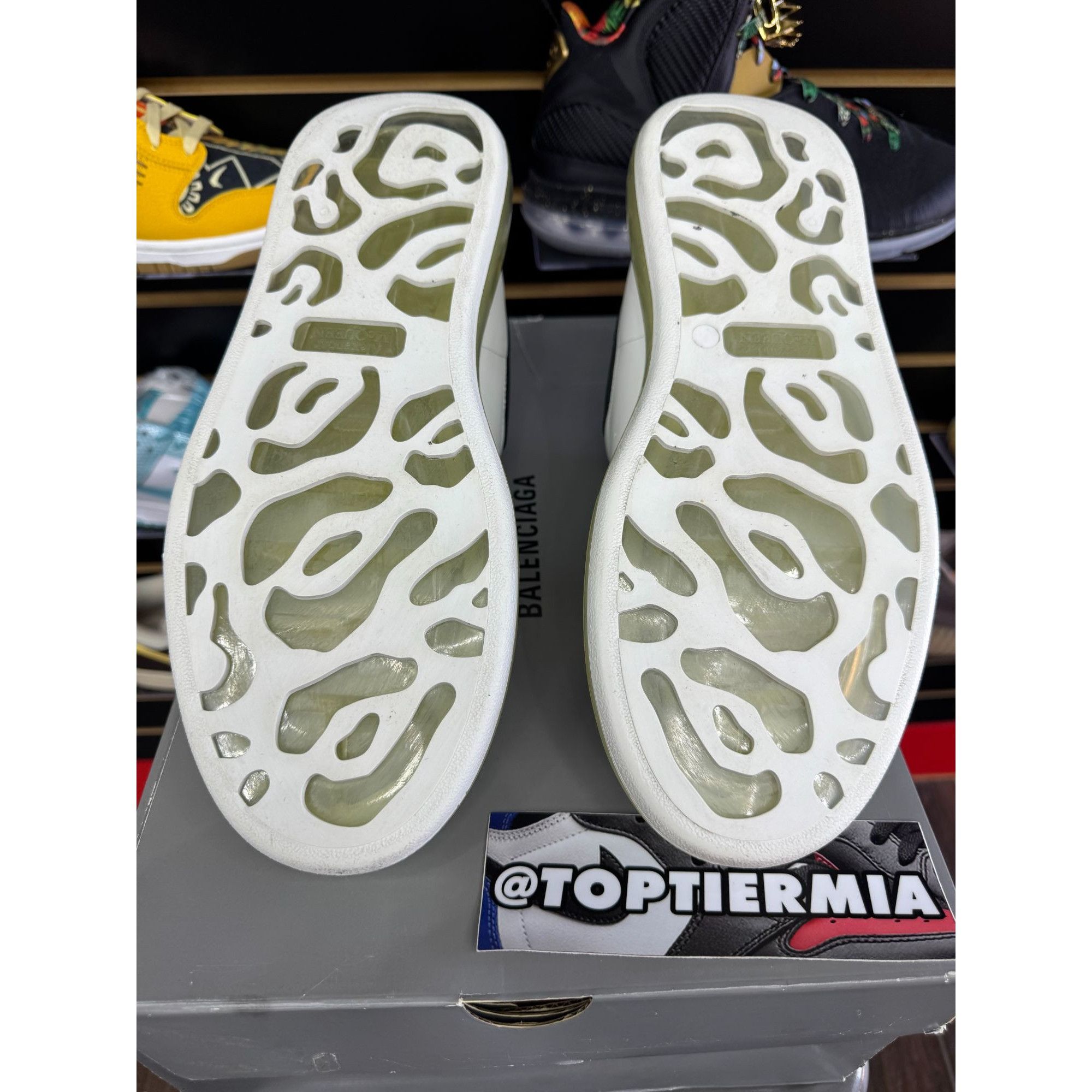 Alexander McQueen ALEXANDER MCQUEEN CLEAR SOLE SZ 44 Size US 11 / EU 44 - 6 Thumbnail