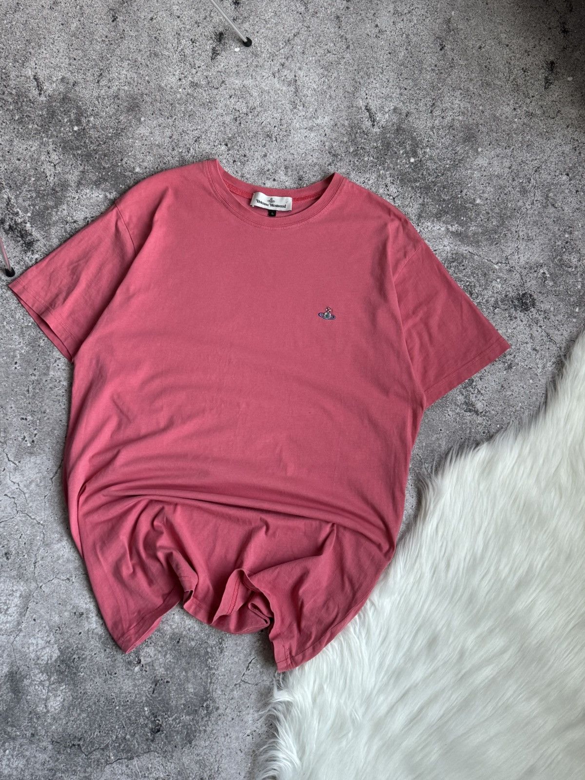 Designer × Vintage × Vivienne Westwood Vintage Vivienne Westwood Y2K pink t-shirt oversized size L Size US L / EU 52-54 / 3 - 4 Thumbnail