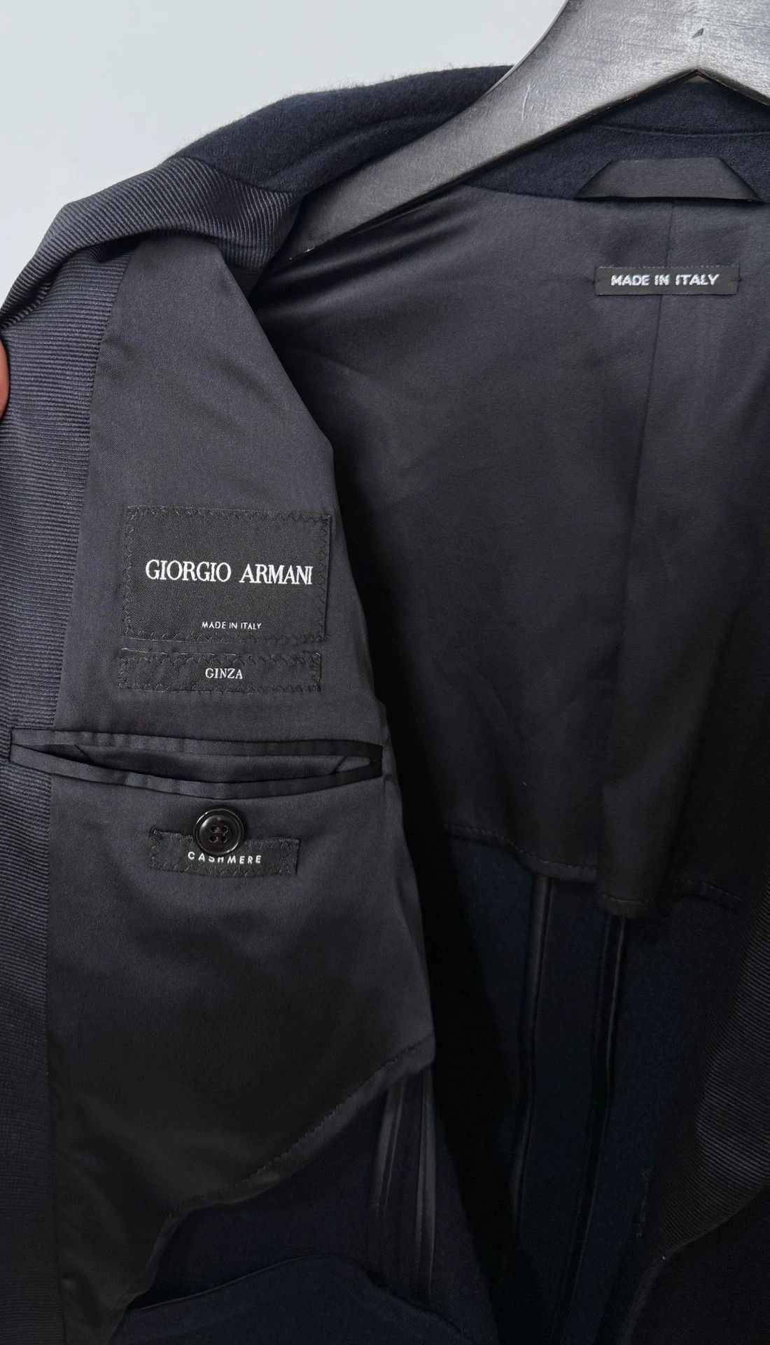 Giorgio Armani 100% Cashmere Tuxedo Jacket - 48