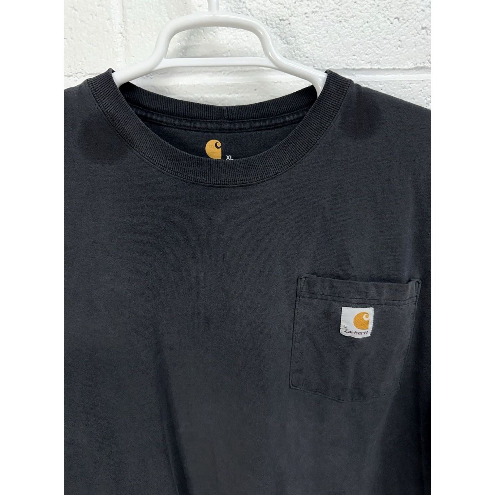 Carhartt VINTAGE Carhartt K87-BLK Men XL Workwear Pocket Short Sleeve T-Shirt THRASHED STAINED Size US XL / EU 56 / 4 - 2 Thumbnail