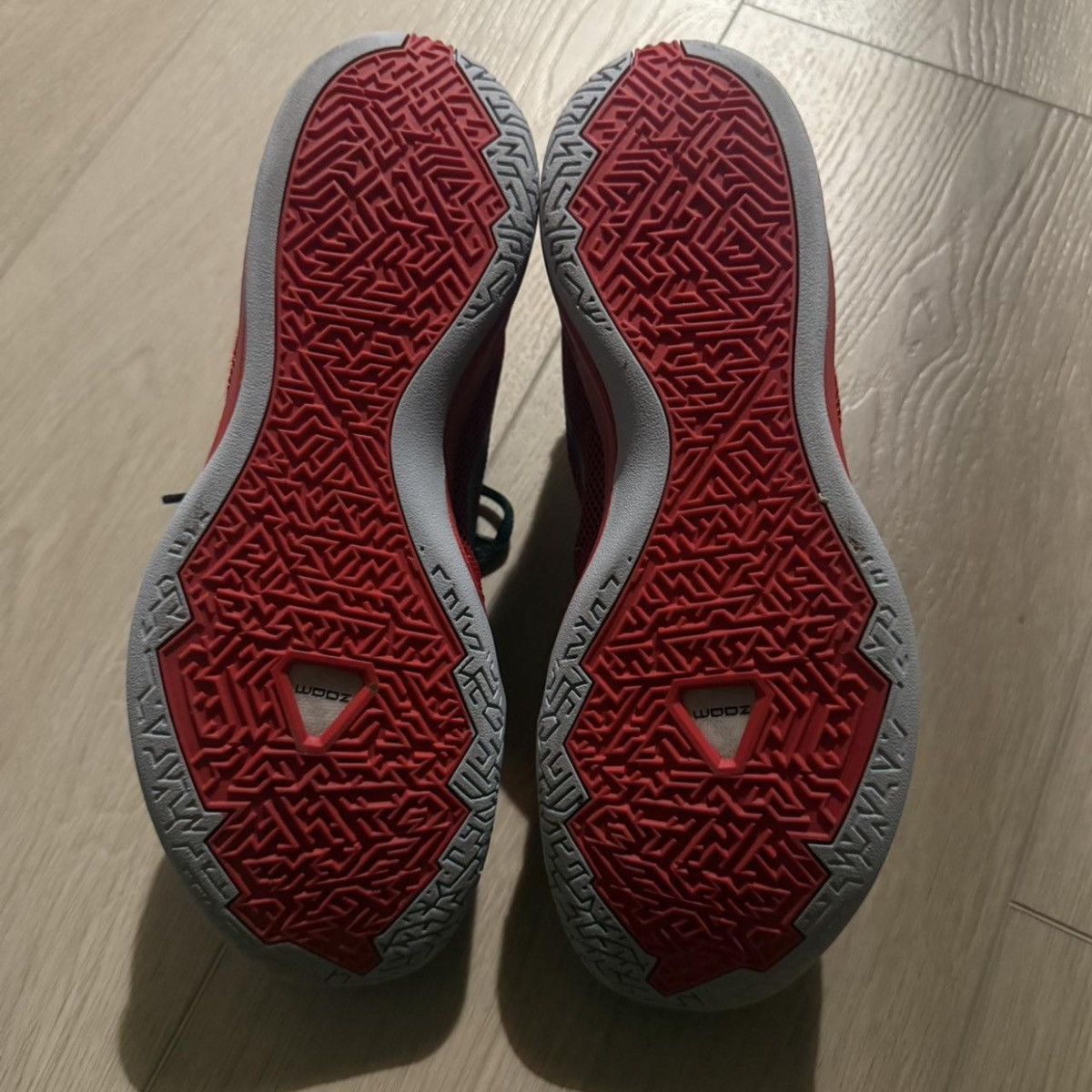 Nike Nike Zoom Run The One ‘University Red Grey’ Size US 8.5 / EU 41-42 - 3 Thumbnail
