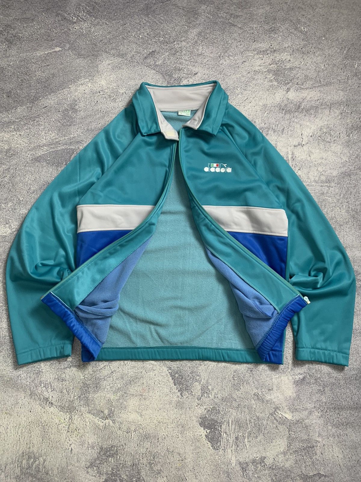 Diadora × Vintage Vintage Threetone 'Diadora' Running Jacket Size US L / EU 52-54 / 3 - 2 Thumbnail