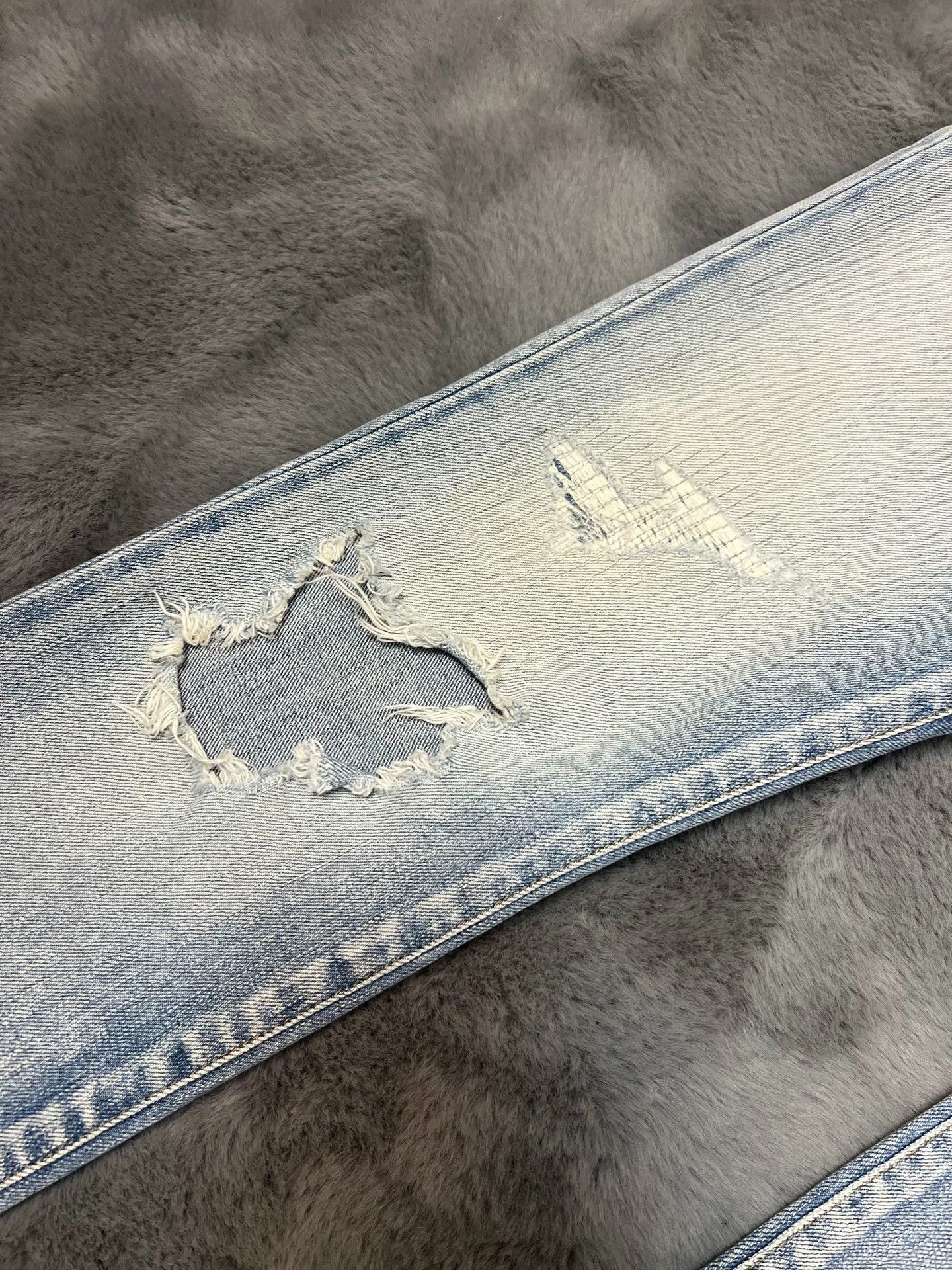 Saint Laurent Paris Saint Laurent SLP Spring/Summer 2017 light blue jeans Size US 30 / EU 46 - 6 Thumbnail