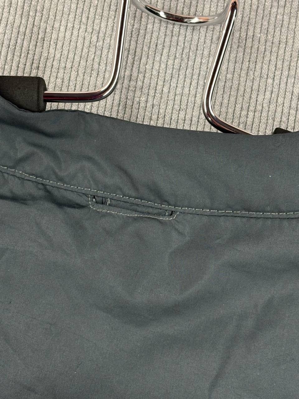 Norse Projects Norse Projects nylon ligth v-neck jacket claps overshirt M Size US M / EU 48-50 / 2 - 11 Thumbnail