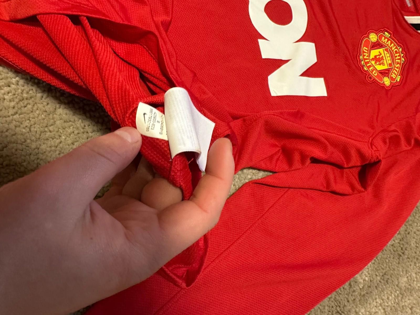 Nike Nike Manchester United 2011/12 Long Sleeve Home shirt jerse Size US S / EU 44-46 / 1 - 7 Thumbnail