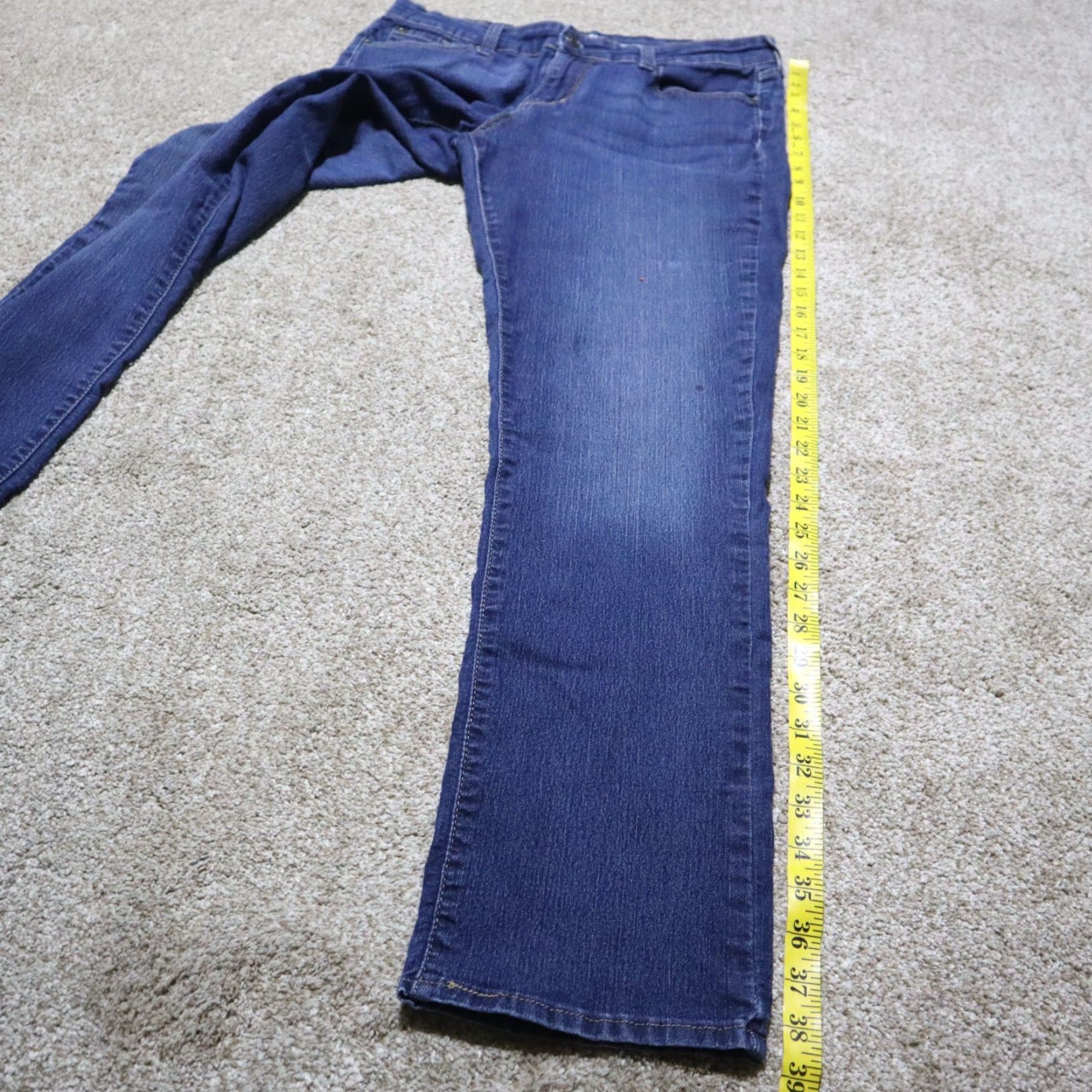 Levi's Levi's Jeans Relaxed Straight Men 31 Blue 5-Pocket Denim Medium Wash Logo Western Classic USA Jeans Size US 31 - 7 Thumbnail