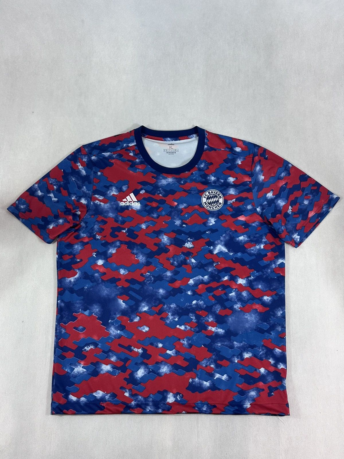Adidas Adidas Fc Bayern Munich Tee Size US XL / EU 56 / 4 - 1 Thumbnail