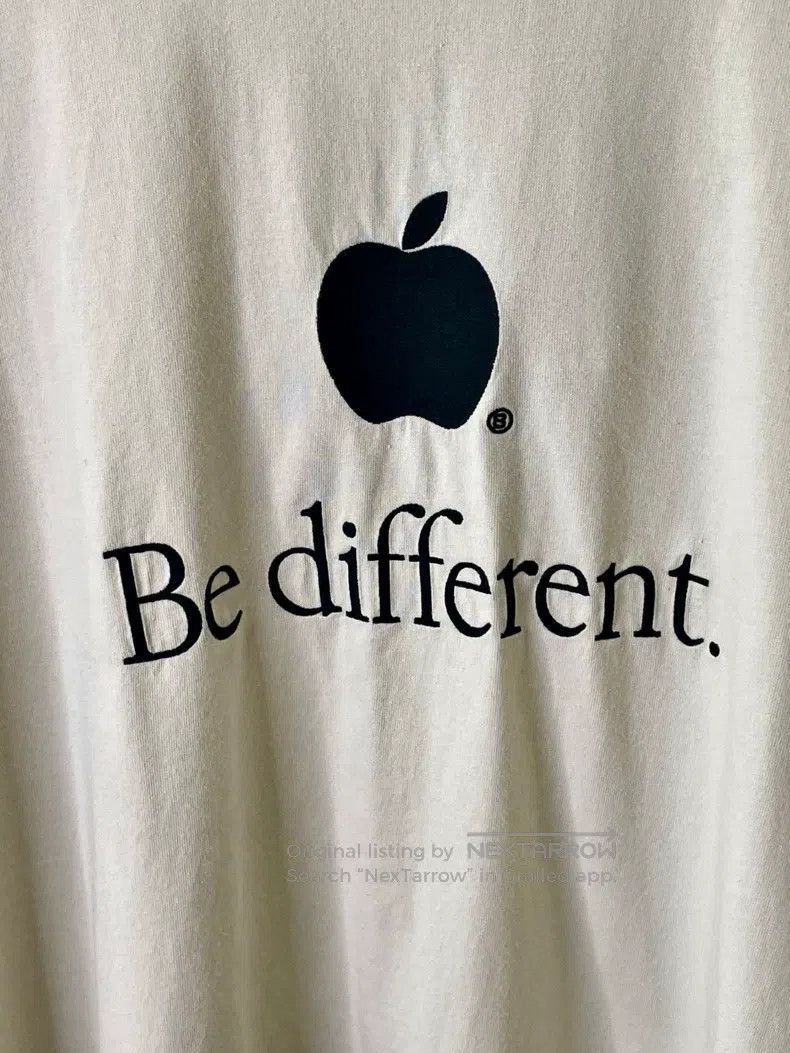 Balenciaga Balenciaga Apple logo print loose fit white T-shirt Size US S / EU 44-46 / 1 - 4 Thumbnail