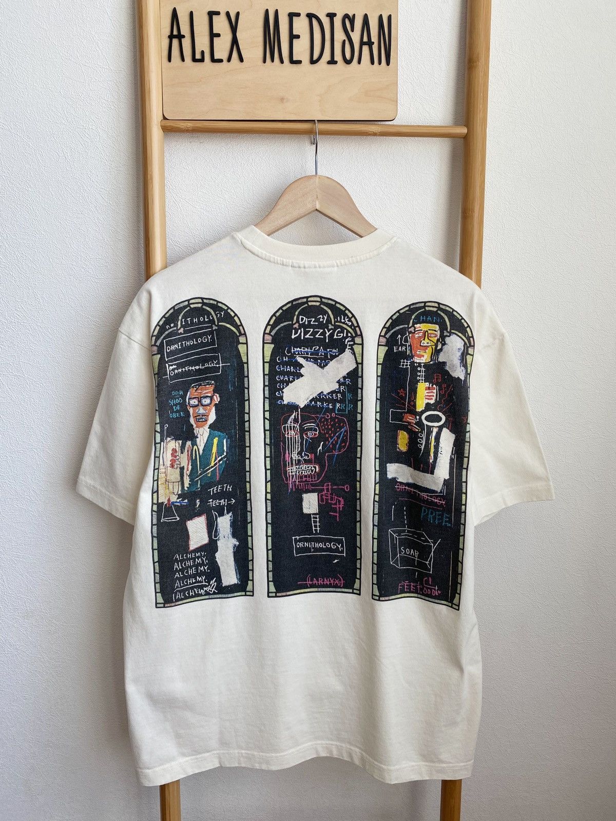 H&M × Jean-Michel Basquiat × Who Decides War WHO DECIDES WAR x BASQUIAT x H&M RELAXED FIT COTTON T-SHIRT Size US M / EU 48-50 / 2 - 8 Thumbnail
