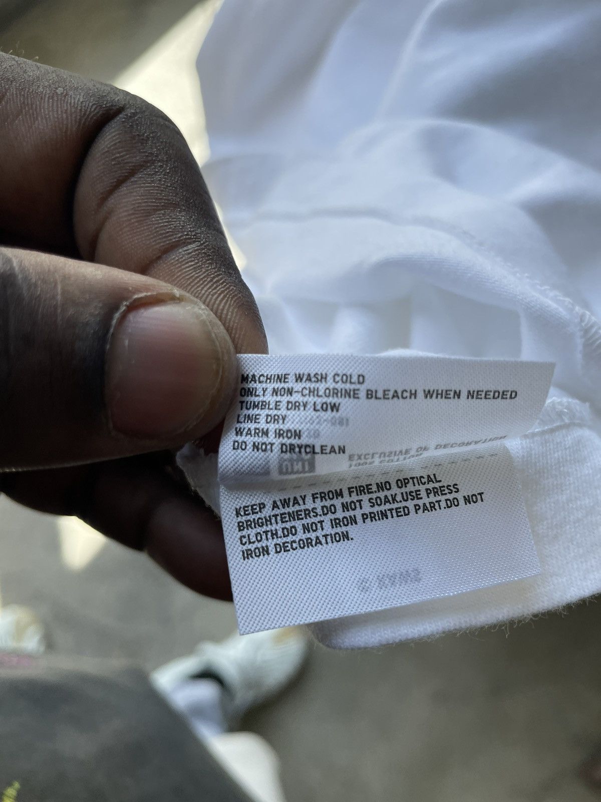 Kaws KAWS x Uniqlo Flayed Tee (US Sizing) Size US M / EU 48-50 / 2 - 5 Thumbnail