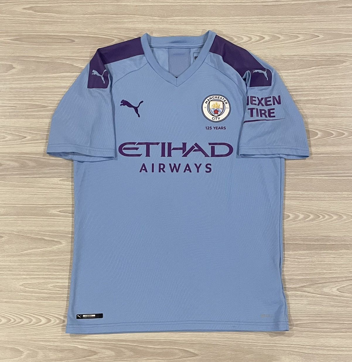 Puma Puma 2019/20 Manchester City Soccer Jersey Men’s Size Medium Size US M / EU 48-50 / 2 - 1 Thumbnail