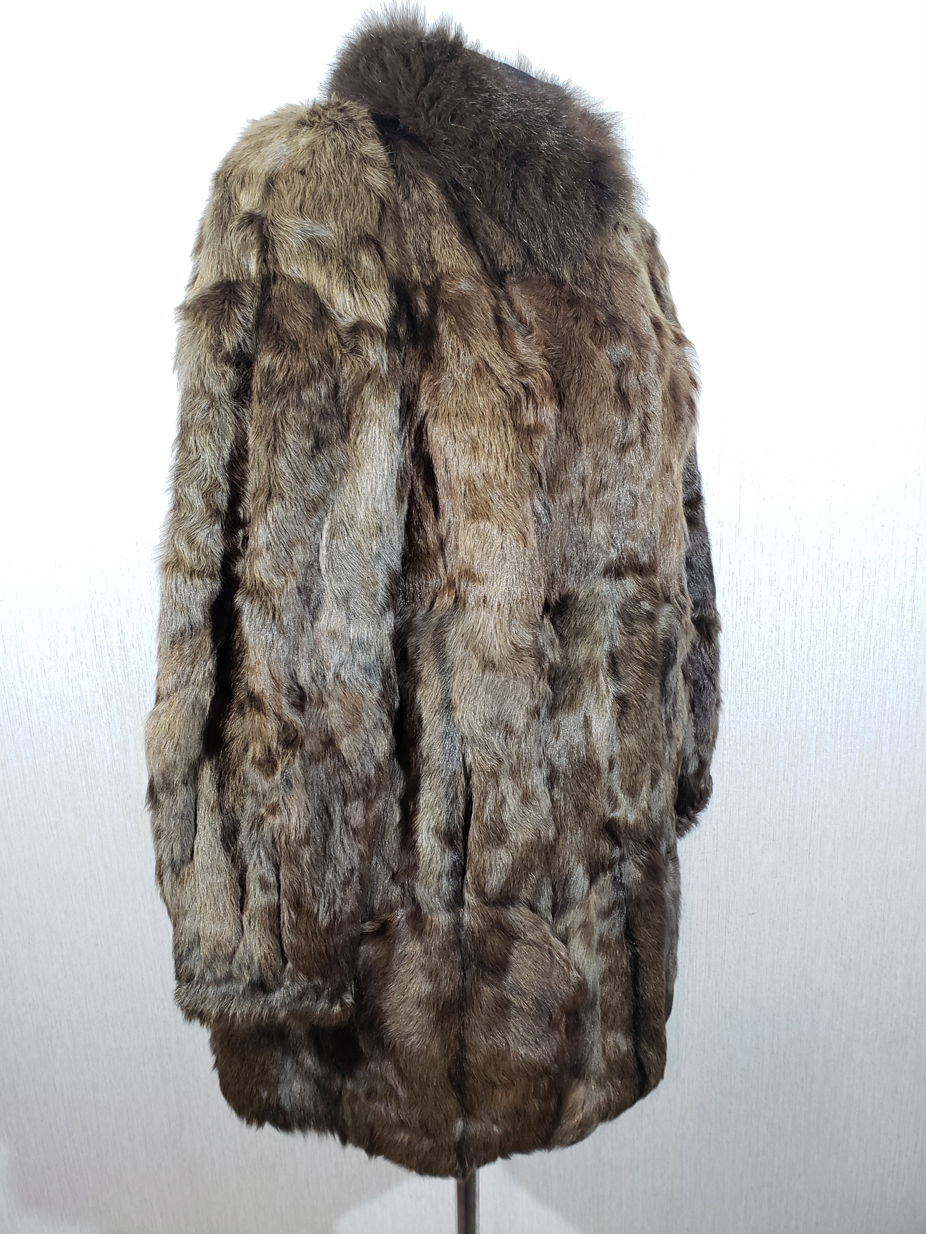 Genuine Leather Warm brown women's fur coat with genuine goat fur. Size XXL / US 16-18 / IT 52-54 - 3 Thumbnail