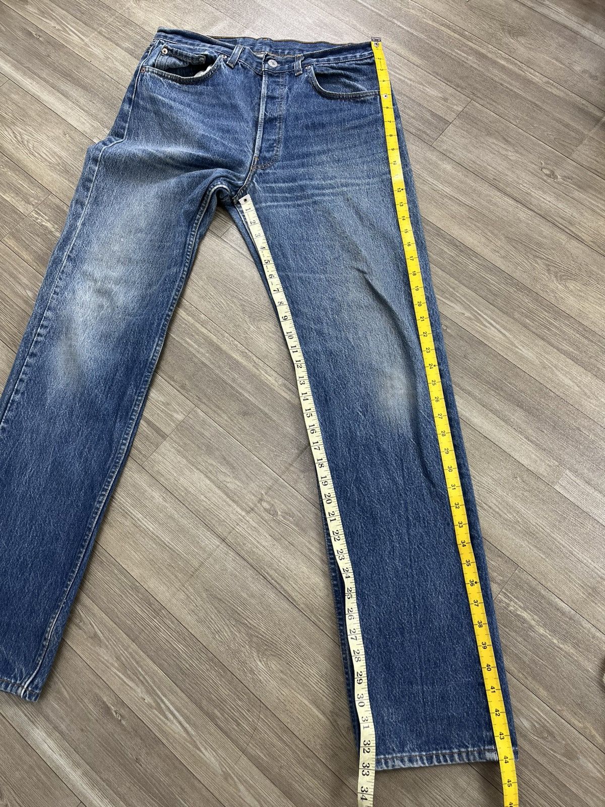 Levi's Vintage Clothing 🇺🇸1990s Vintage Levis 501 33x34 Straight Leg Blue Jeans Size US 33 - 20 Thumbnail
