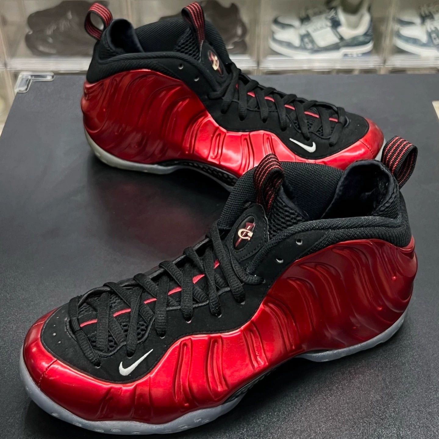 Nike nike foamposite red and black 2017 model Size US 10 / EU 43 - 1 Thumbnail