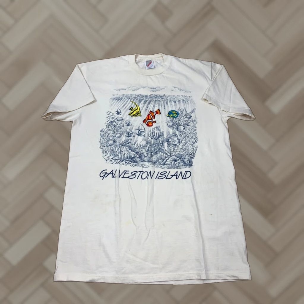 Jerzees VINTAGE Galveston Island T Shirt L White Embroidered Fish 4828 Mens Size US L / EU 52-54 / 3 - 1 Thumbnail