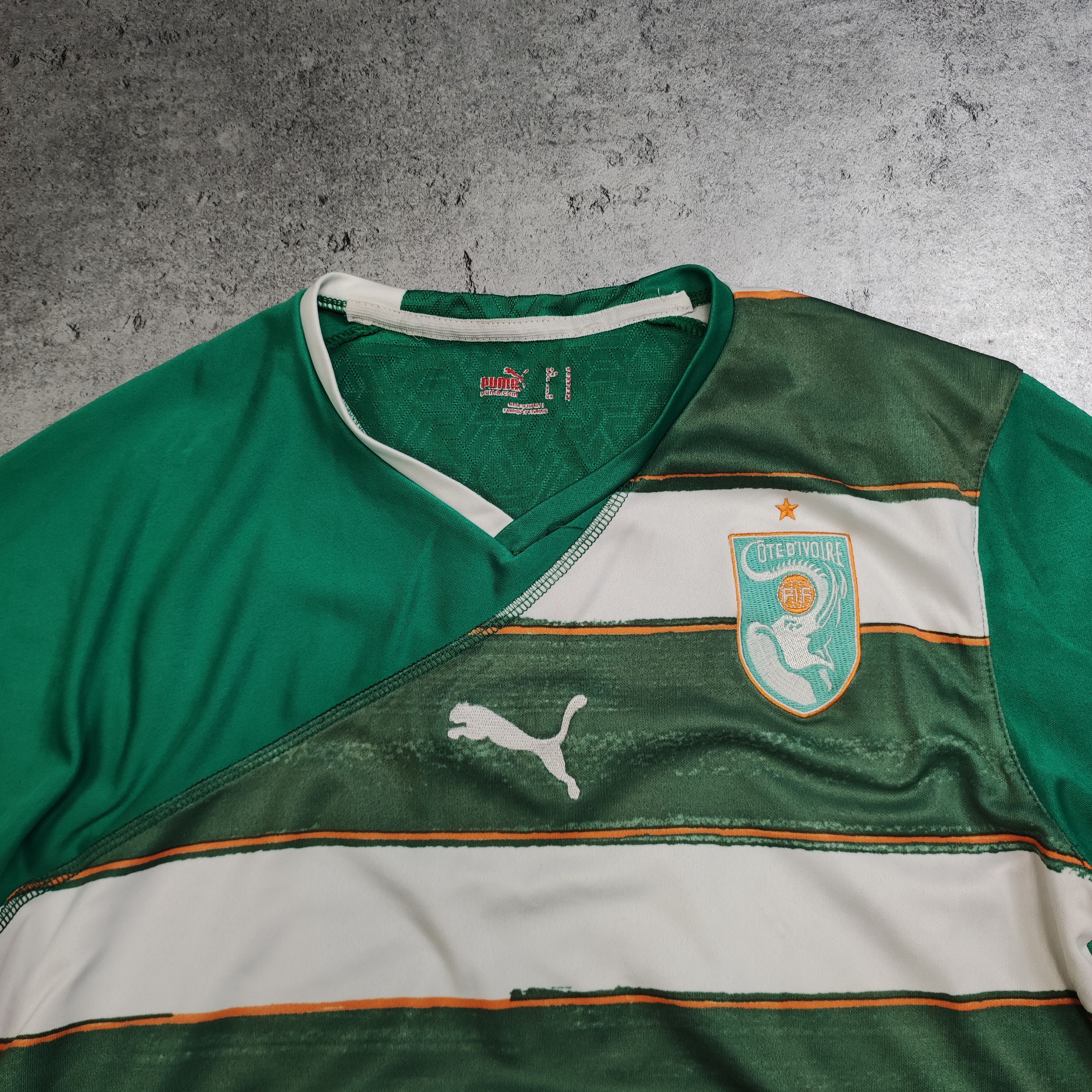 Vintage RARE Vintage 2010 Puma Cote Divoire Away Football Jersey Size US M / EU 48-50 / 2 - 4 Thumbnail