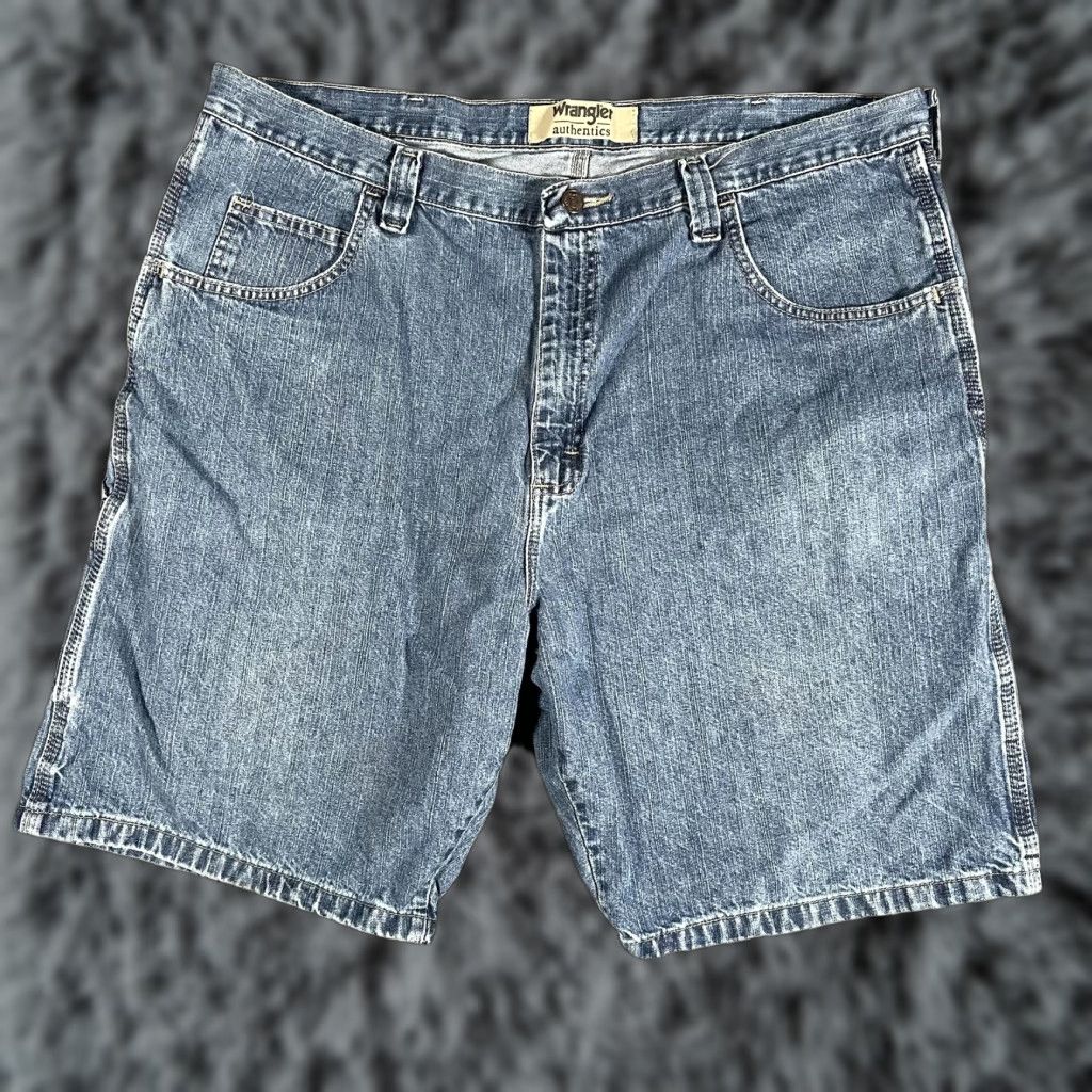 Wrangler VINTAGE Wrangler Authentics Cargo Shorts Mens 40 Blue Denim Relaxed Fit Y2K Baggy Size US 40 / EU 56 - 1 Thumbnail