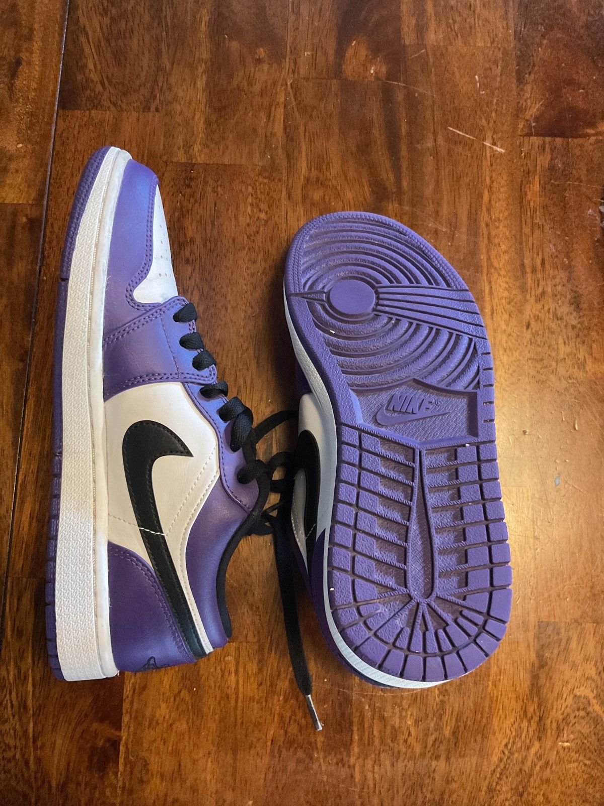 Nike Jordan 1 Low Court Purple Size US 7 / EU 40 - 6 Thumbnail