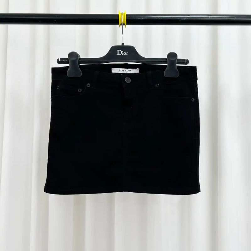 Givenchy Givenchy Black Cotton Summer Logo Shorts 0089 Size 23" - 1 Thumbnail