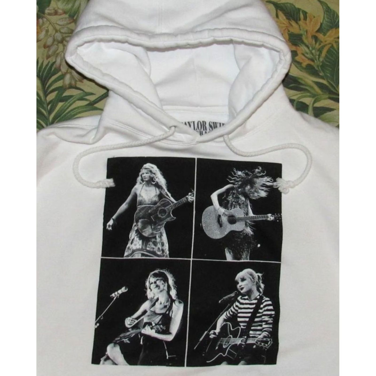 Vintage Taylor Swift Eras Tour White Hoodie Sweatshirt Medium Womens Size M / US 6-8 / IT 42-44 - 2 Thumbnail
