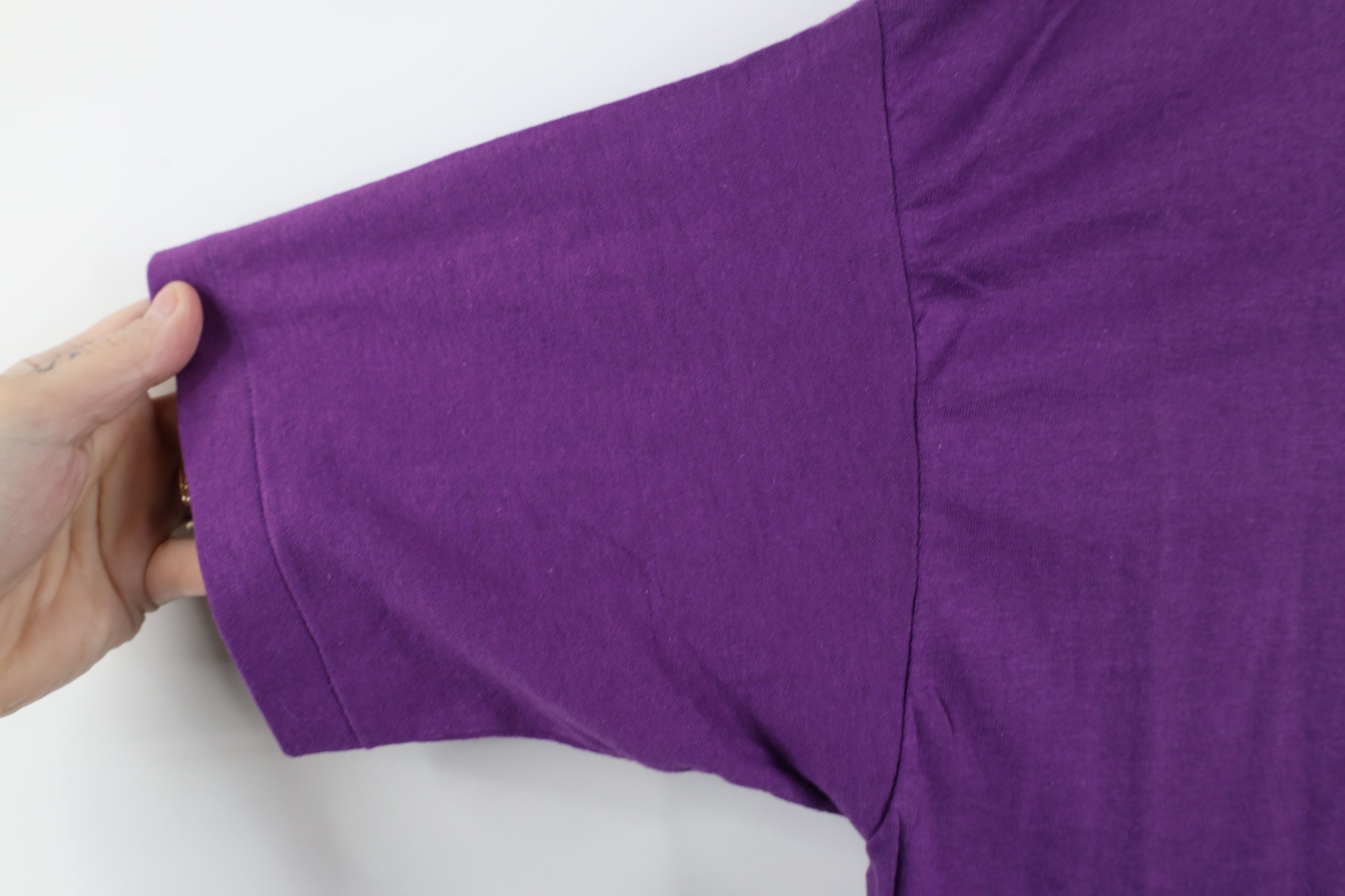 Vintage Vintage 70s Streetwear Short Sleeve T-Shirt Purple USA Size US L / EU 52-54 / 3 - 7 Thumbnail