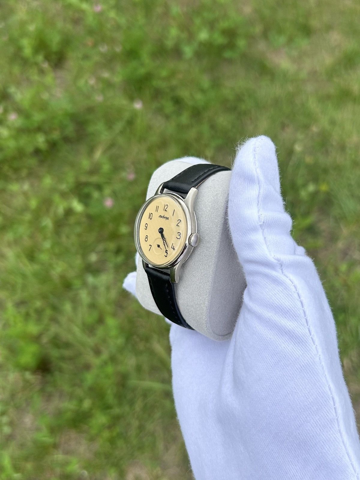 Vintage Vintage Watch Pobeda Made In USSR Mechanical Retro 1950s Size ONE SIZE - 13 Thumbnail