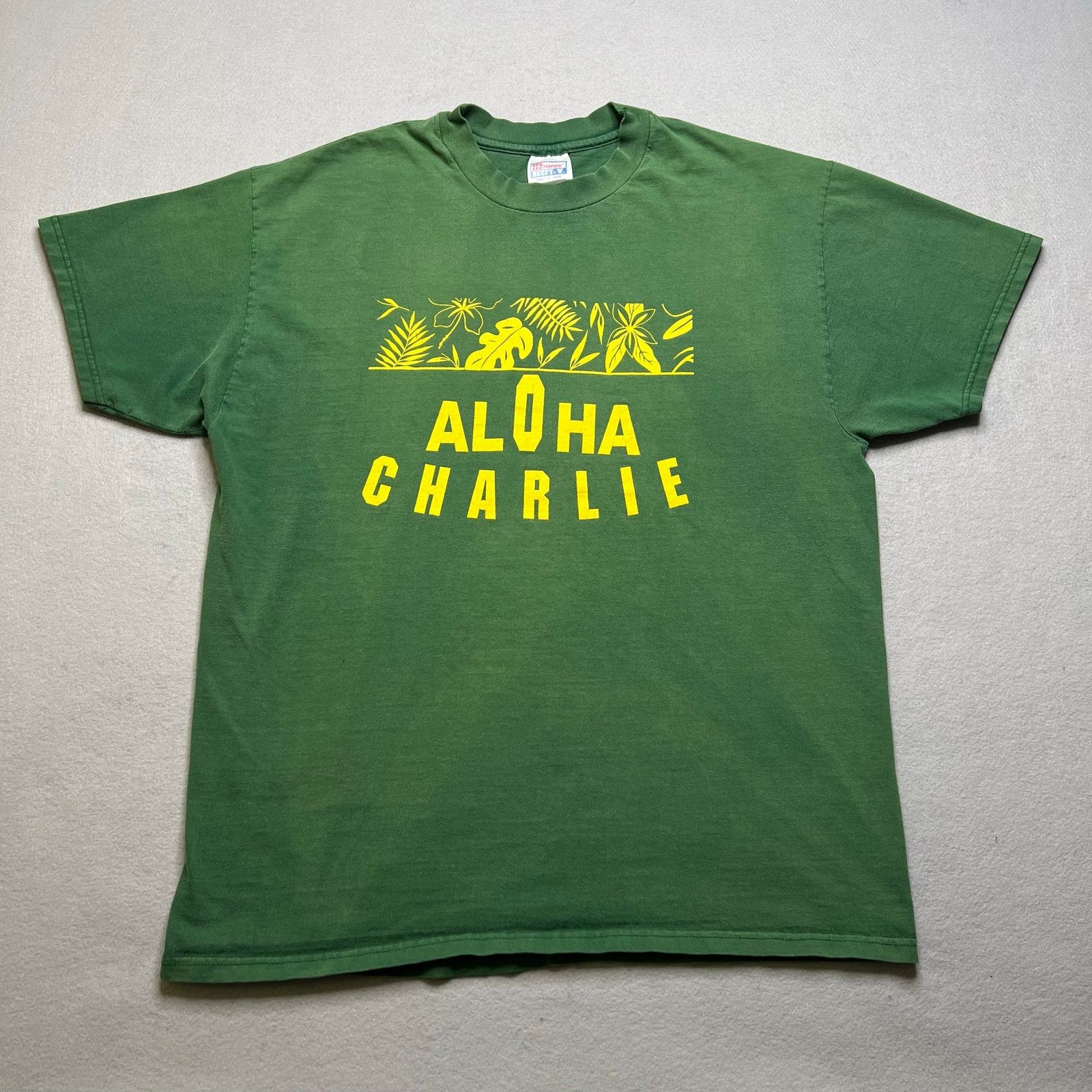 Hanes Vintage Aloha Charlie Hawaii T-Shirt XL Tropical Tee USA Size US XL / EU 56 / 4 - 1 Thumbnail