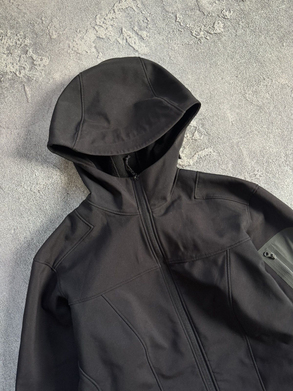 Arc'teryx Arc’teryx L Wmns zip hooded jacket softshell windbreaker Size L / US 10 / IT 46 - 8 Thumbnail