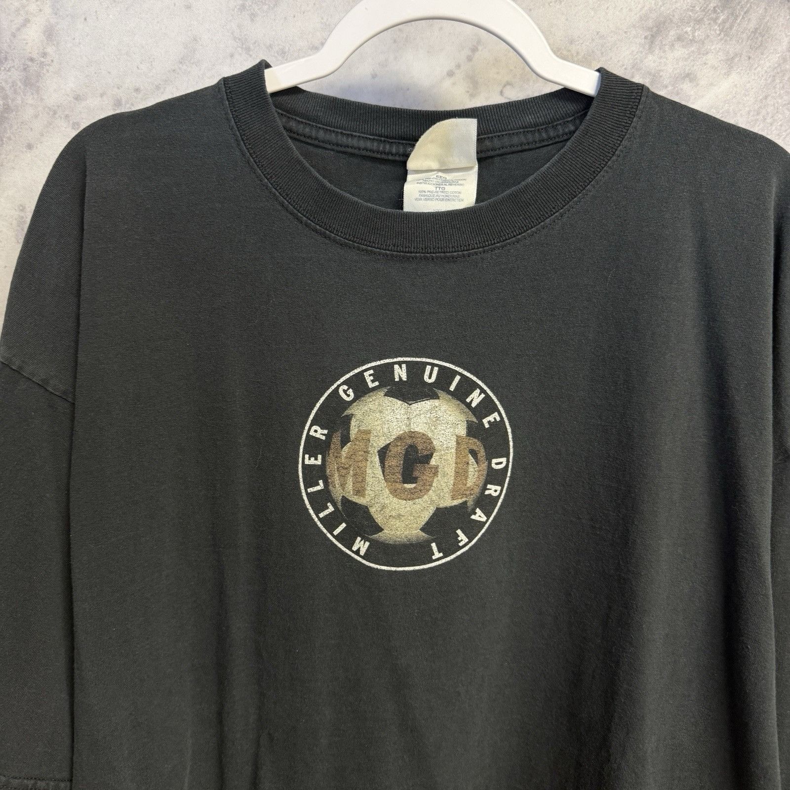 Vintage Vintage Miller Genuine Draft Beer T Shirt Mens 2XL Black Y2K Size US XXL / EU 58 / 5 - 1 Thumbnail