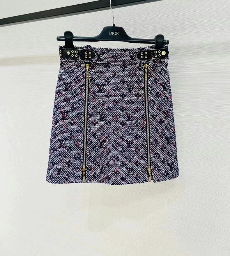 Louis Vuitton Louis Vuitton Tweed zip-up skirt Size 33" - 1 Thumbnail
