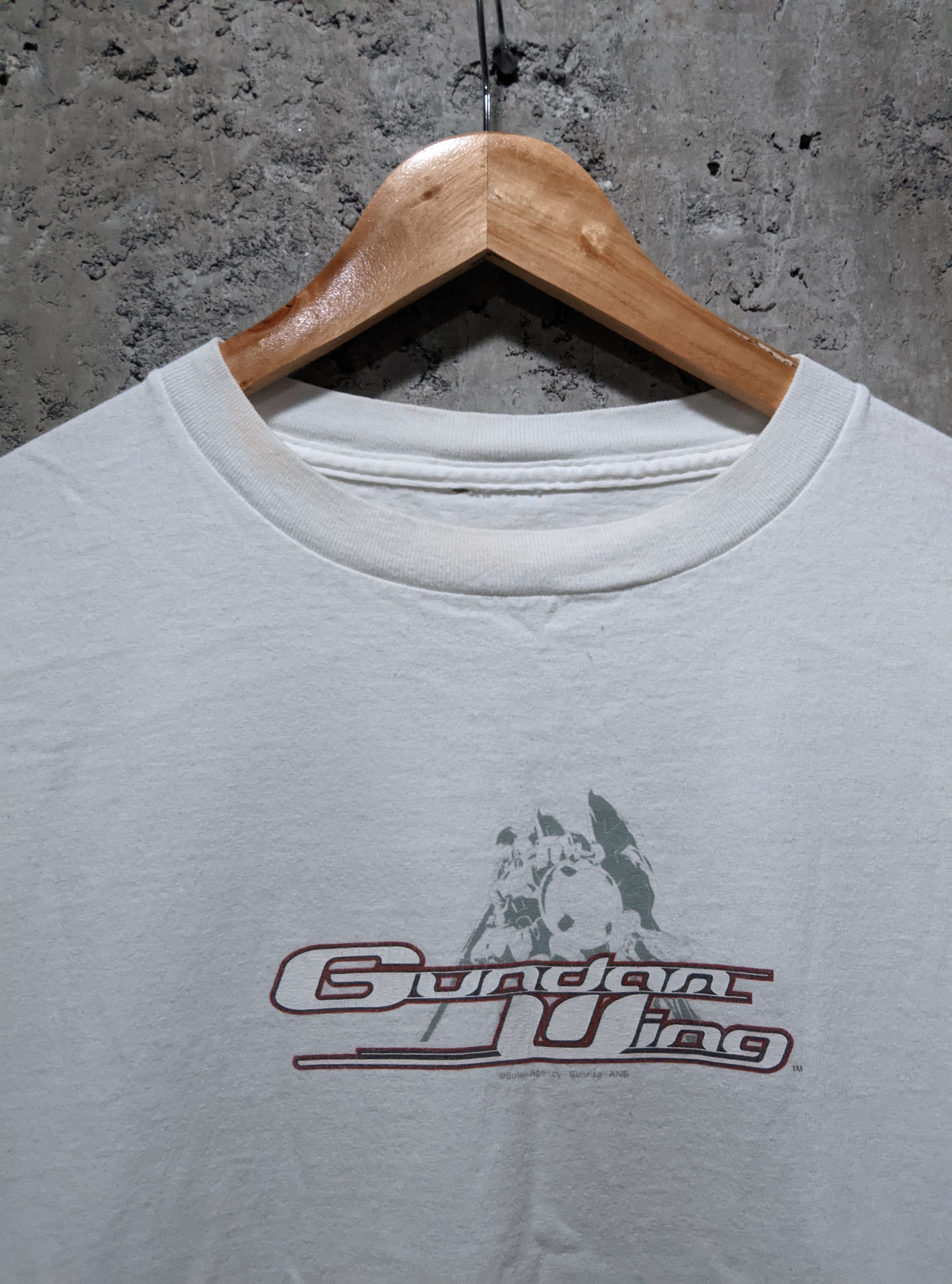 Vintage Vintage 2000s gundam wing zechs merquise t shirt Size US XL / EU 56 / 4 - 4 Thumbnail