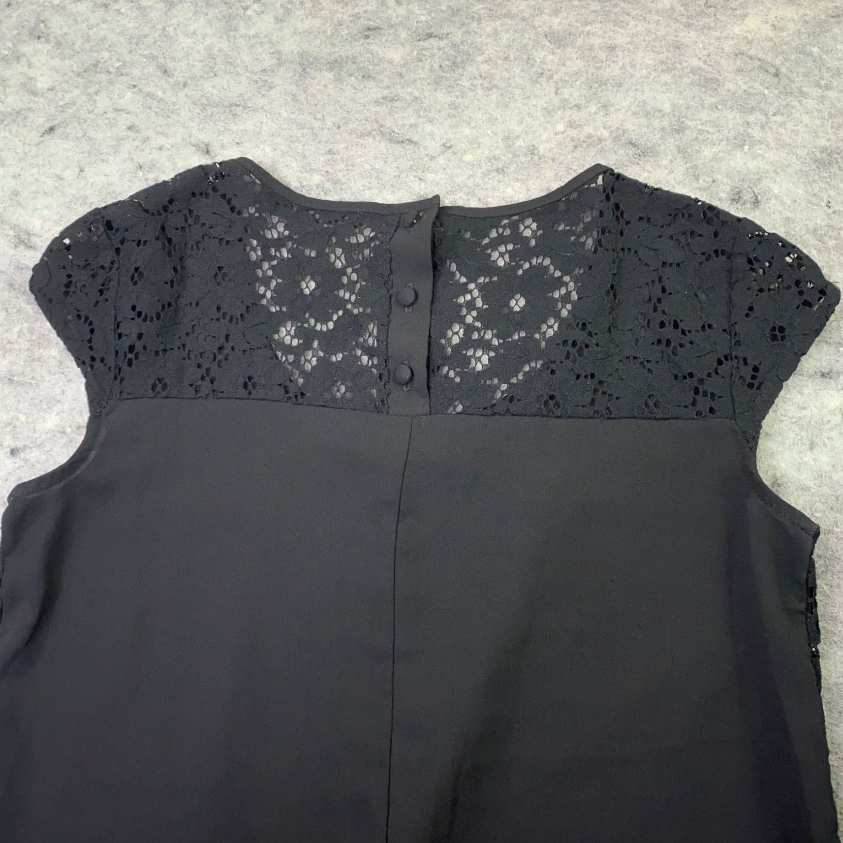 Vintage Dulcie Womens Shirt Top Large Black Blouse Lace Front Short Sleeve Scoop Neck Button Closure Lined Cotton Nylon Size L / US 10 / IT 46 - 7 Thumbnail