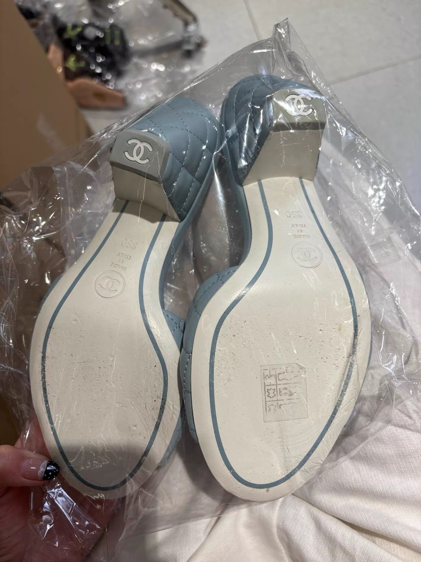 Chanel Chanel Macaron Blue CC Logo Heel Slippers 35 99new Size US 4.5 / IT 34.5 - 4 Thumbnail