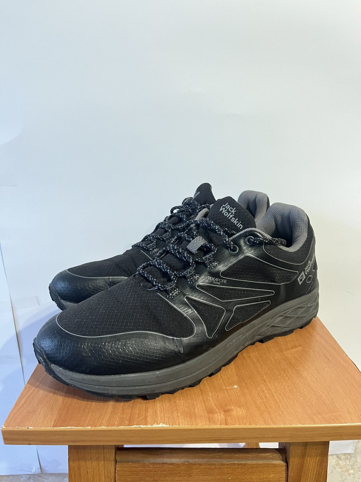 Jack Wolfskin Jack Wolfskin Outdoor Gorpcore Shoes Size US 12.5 / EU 45-46 - 1 Thumbnail